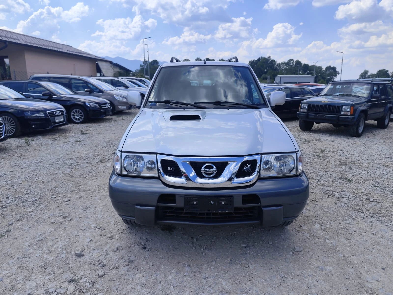Nissan Terrano 3.0 дизел Италия - изображение 2
