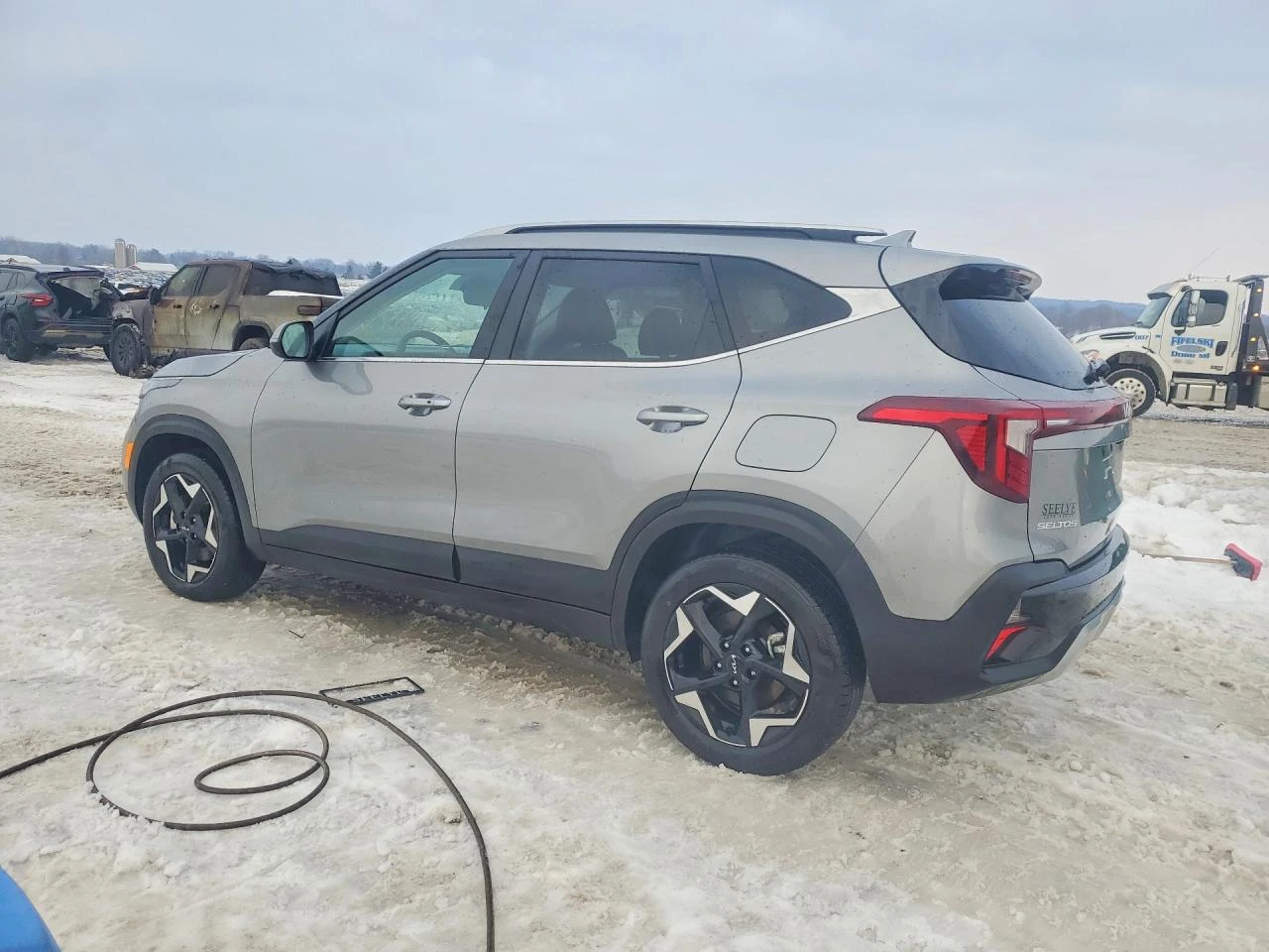 Kia Seltos 2.0l Ex, снимка 2 - Автомобили и джипове - 54556540