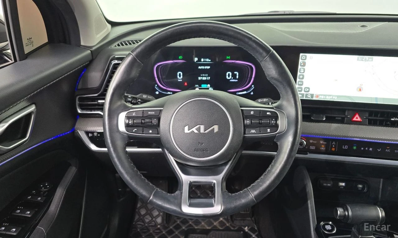 Kia Sportage 1.6 Turbo Prestige 4x4* HARMAN KARDON* DISTRONIC* , снимка 8 - Автомобили и джипове - 54969207