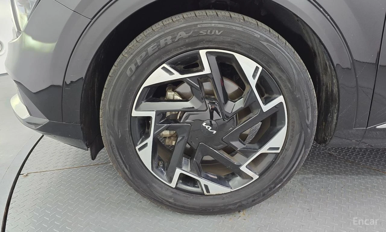 Kia Sportage 1.6 Turbo Prestige 4x4* HARMAN KARDON* DISTRONIC* , снимка 5 - Автомобили и джипове - 54969207