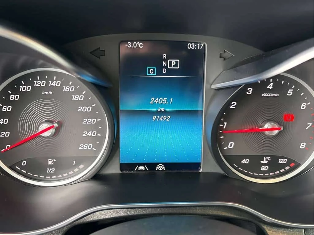Mercedes-Benz GLC 300 /DISTRONIC/360/CARFAX/АВТОКРЕДИТ, снимка 16 - Автомобили и джипове - 55601815
