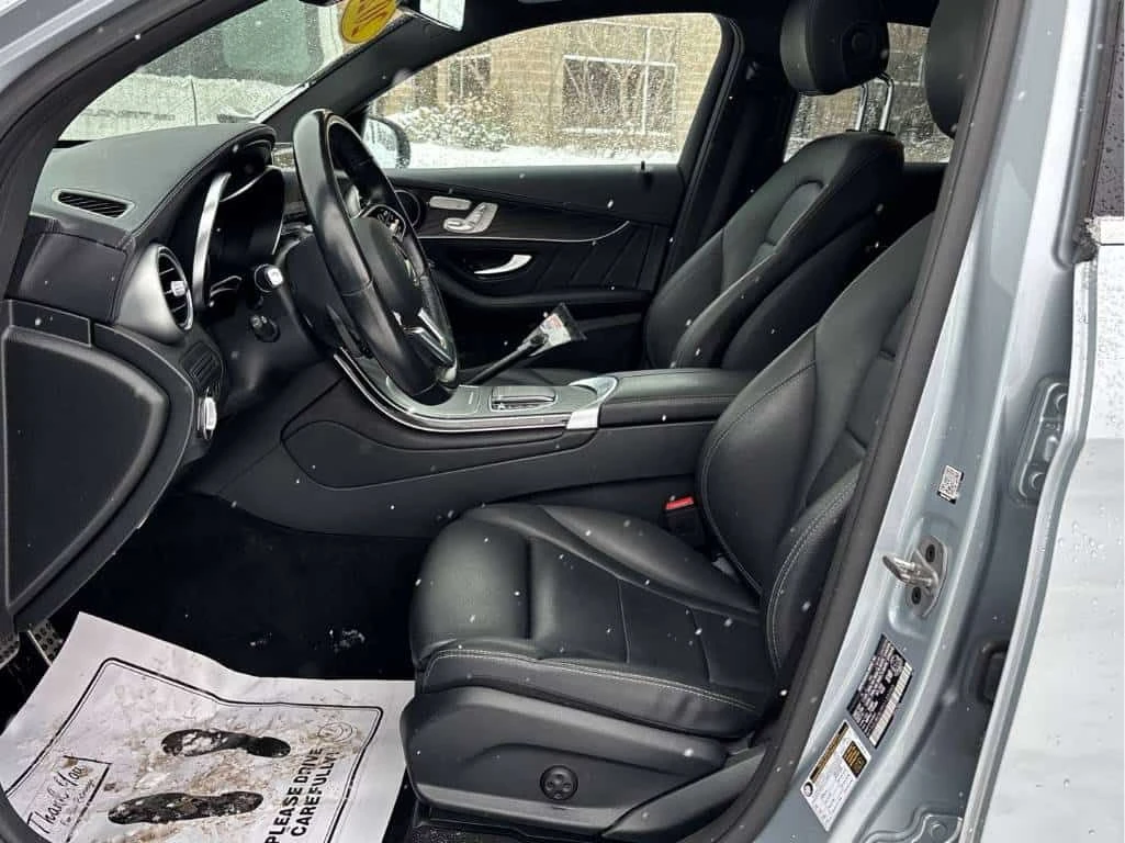 Mercedes-Benz GLC 300 /DISTRONIC/360/CARFAX/АВТОКРЕДИТ, снимка 5 - Автомобили и джипове - 55601815