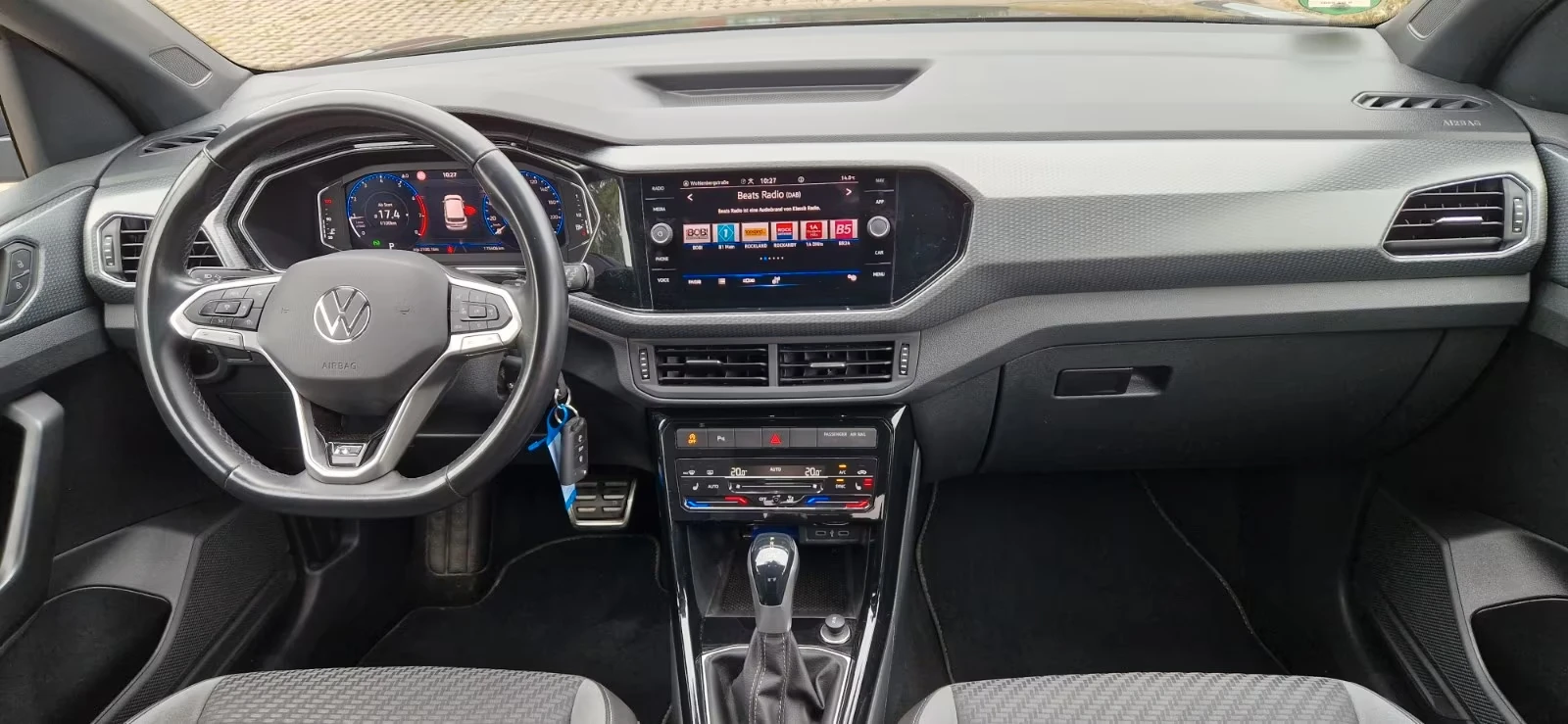 VW T-Cross R-LINE/1.5TSI/150HP/360/327h, снимка 9 - Автомобили и джипове - 55752441