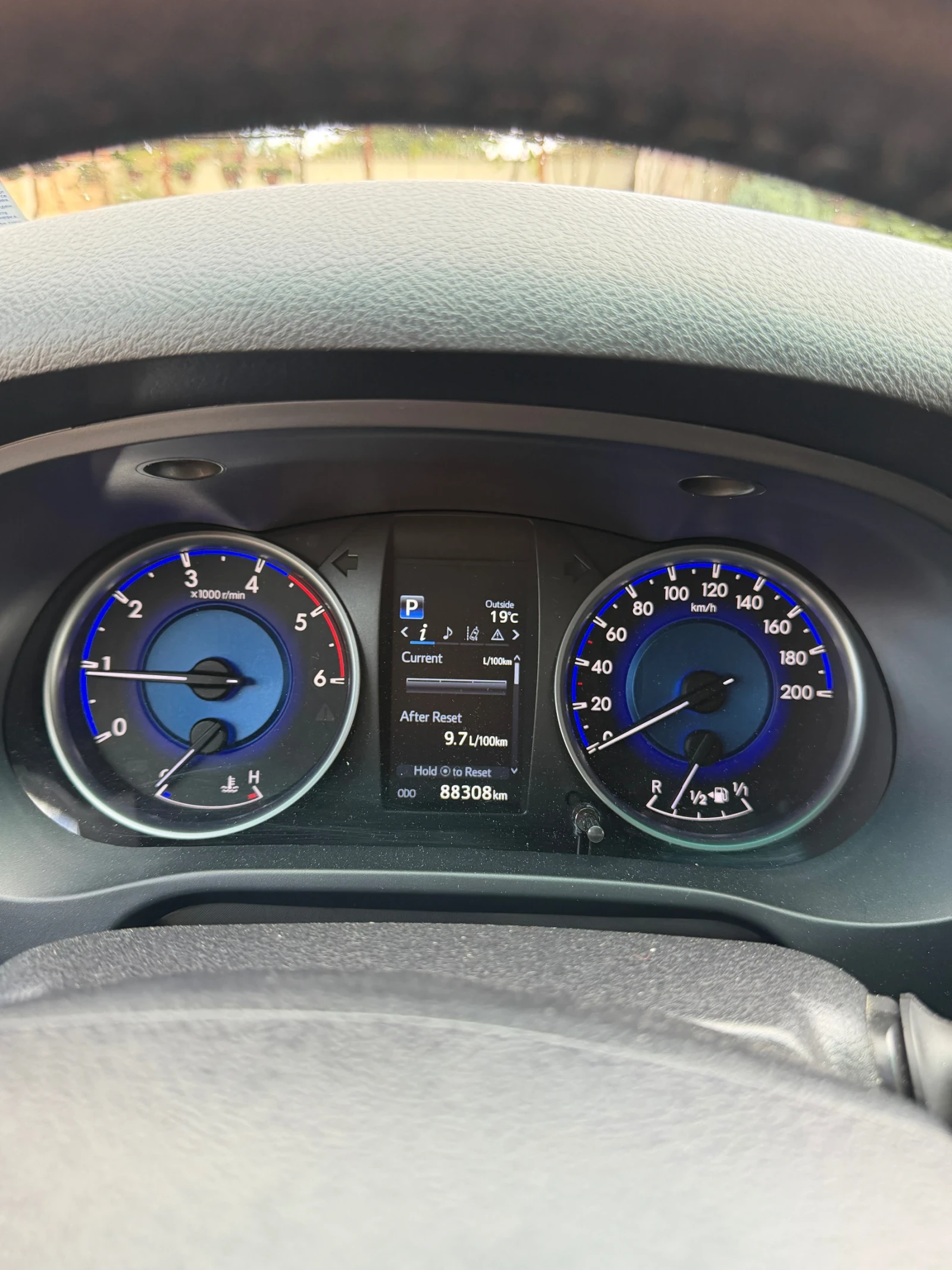 Toyota Hilux, снимка 9 - Автомобили и джипове - 56183105