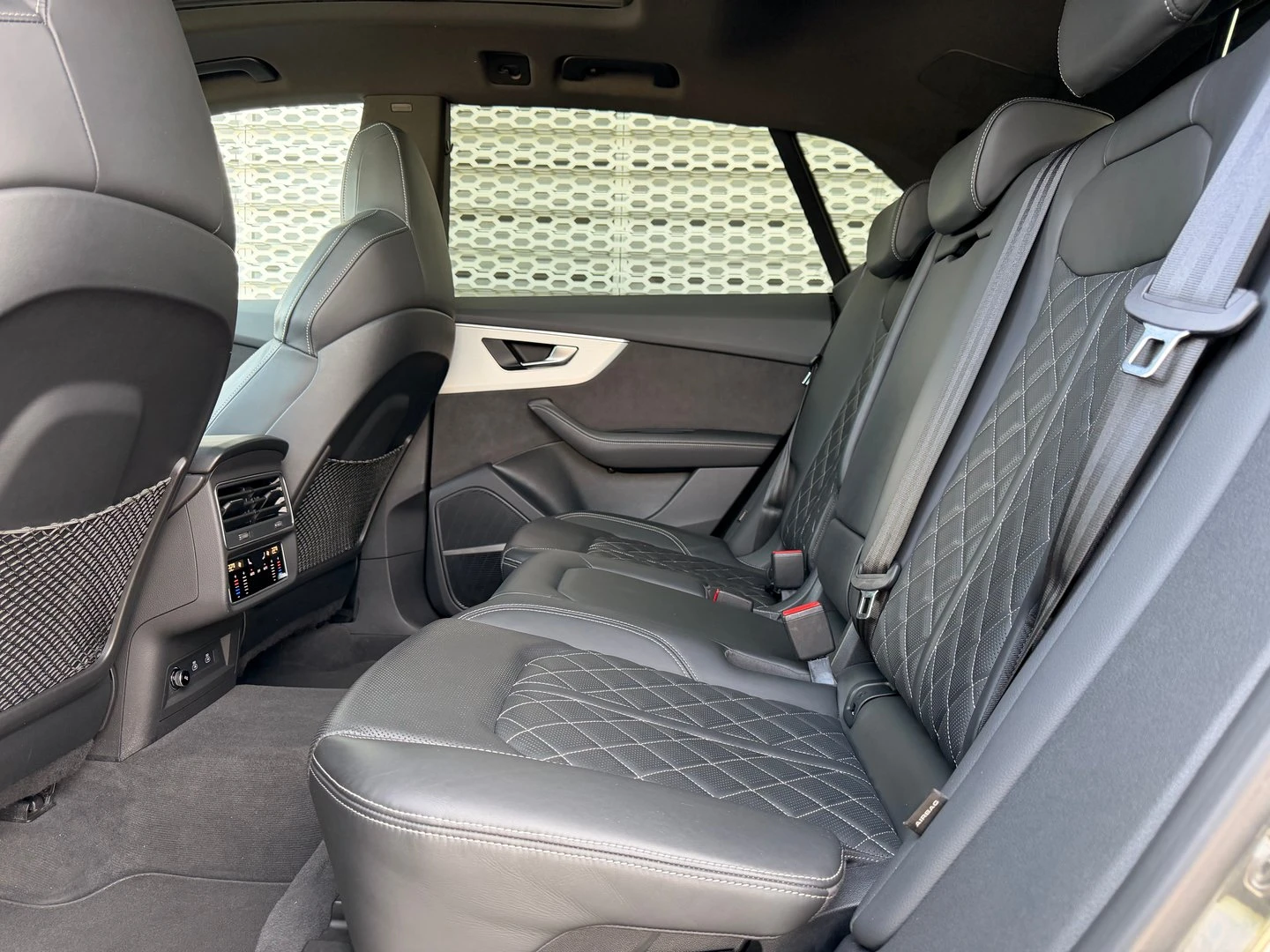 Audi SQ8 | Mobile.bg � ����������� 13