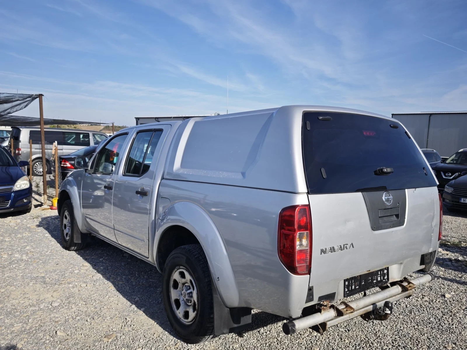 Nissan Navara 2.8, снимка 7 - Автомобили и джипове - 56602337