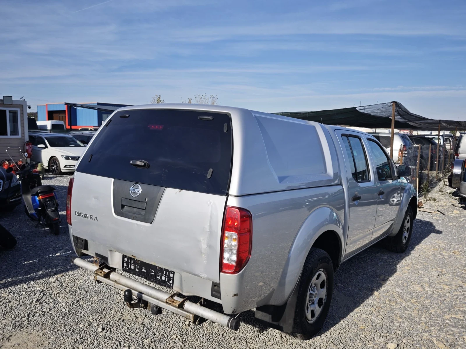 Nissan Navara 2.8, снимка 5 - Автомобили и джипове - 56602337