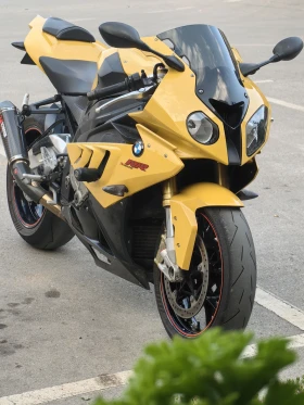  BMW S