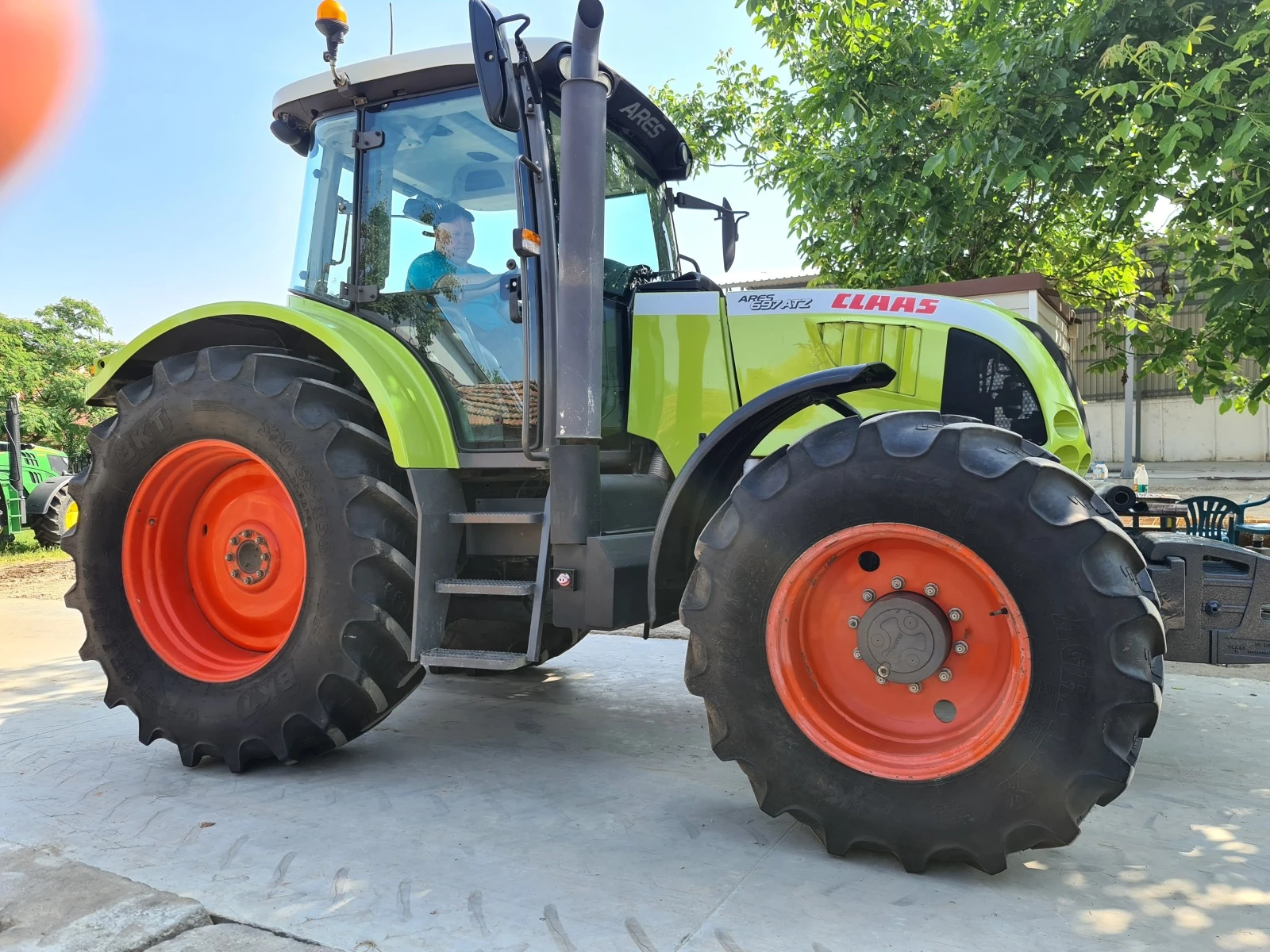 Трактор Claas ARES 697ATZ - изображение 3