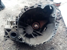 Скоростна кутия Корола 05г.D4D 116к.с, снимка 2 - Части - 53108682