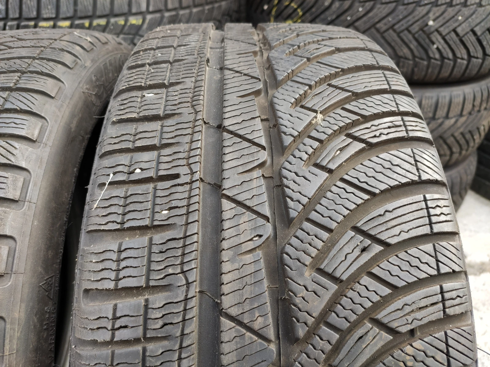  225/40R19 | Mobile.bg   4