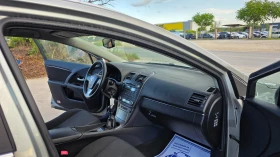 Toyota Avensis 1.8i/147hp/УНИКАТ, снимка 11