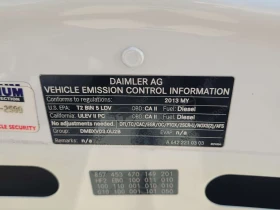 Mercedes-Benz E 350 4MATIC * ПАНОРАМА * КАМЕРА * CARFAX * , снимка 17