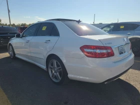 Mercedes-Benz E 350 4MATIC * ПАНОРАМА * КАМЕРА * CARFAX * , снимка 4