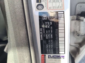 Mercedes-Benz E 350 4MATIC * ПАНОРАМА * КАМЕРА * CARFAX * , снимка 14