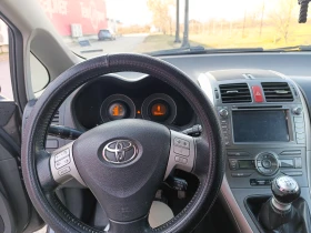 Toyota Auris 2.0 D4D NAVI* , снимка 11