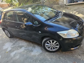 Toyota Auris, снимка 2