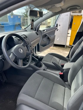 VW Golf - 3600 € / 7040.99 лв. - 60947989 5