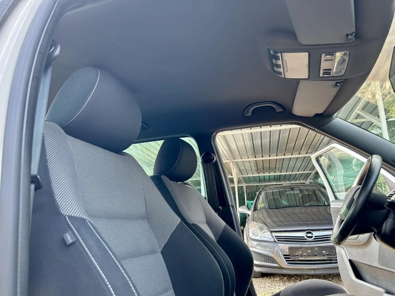 Skoda Fabia 1.2TSI Monte-Carlo, снимка 11 - Автомобили и джипове - 52696158