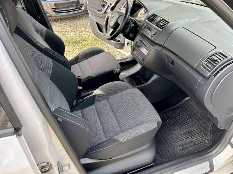 Skoda Fabia 1.2TSI Monte-Carlo, снимка 7 - Автомобили и джипове - 52696158
