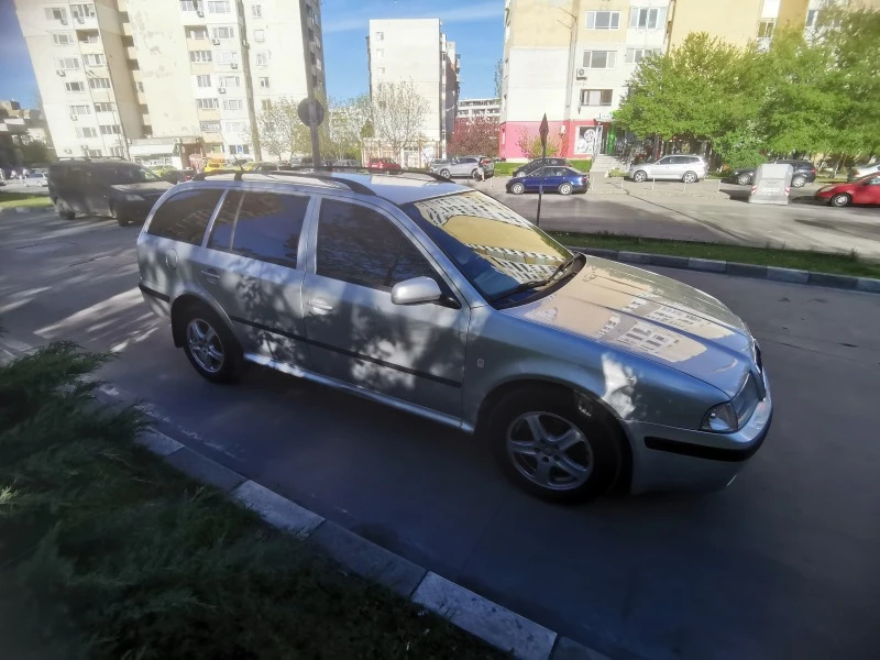 Skoda Octavia TOUR, снимка 3 - Автомобили и джипове - 46909765