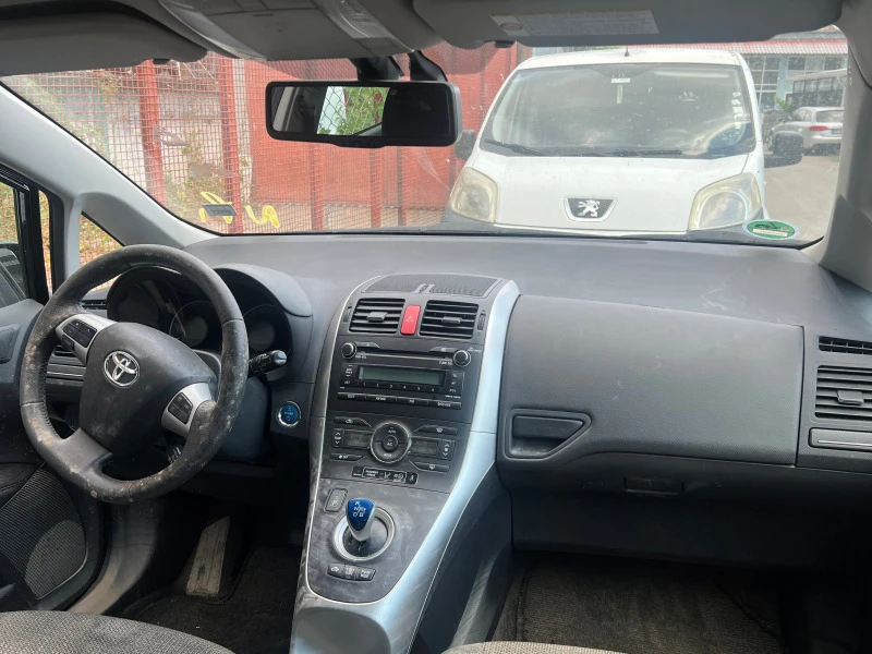 Toyota Auris 1.8 i hybrid , снимка 4 - Автомобили и джипове - 46563139