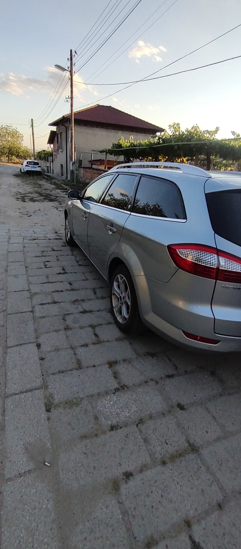 Ford Mondeo Комби , снимка 2 - Автомобили и джипове - 47616585