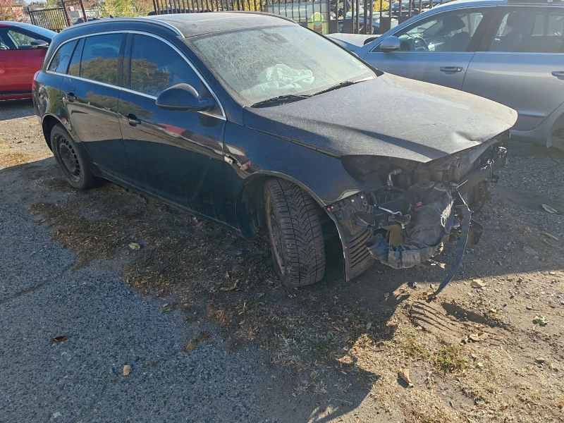 Opel Insignia, снимка 2 - Автомобили и джипове - 47853026