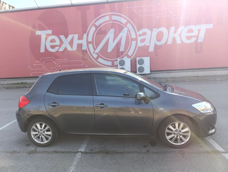 Toyota Auris 2.0 D4D NAVI* , снимка 8 - Автомобили и джипове - 49146263