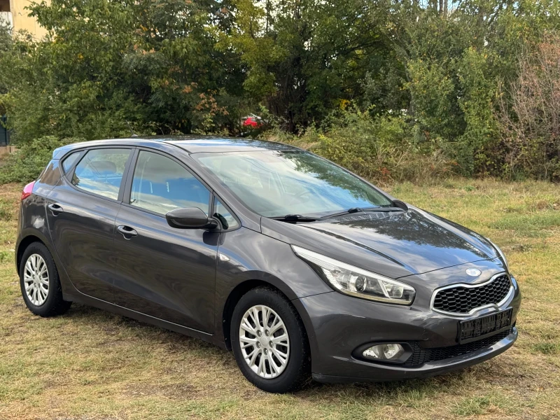 Kia Ceed 1.4i * 6 скорости , снимка 2 - Автомобили и джипове - 51947590