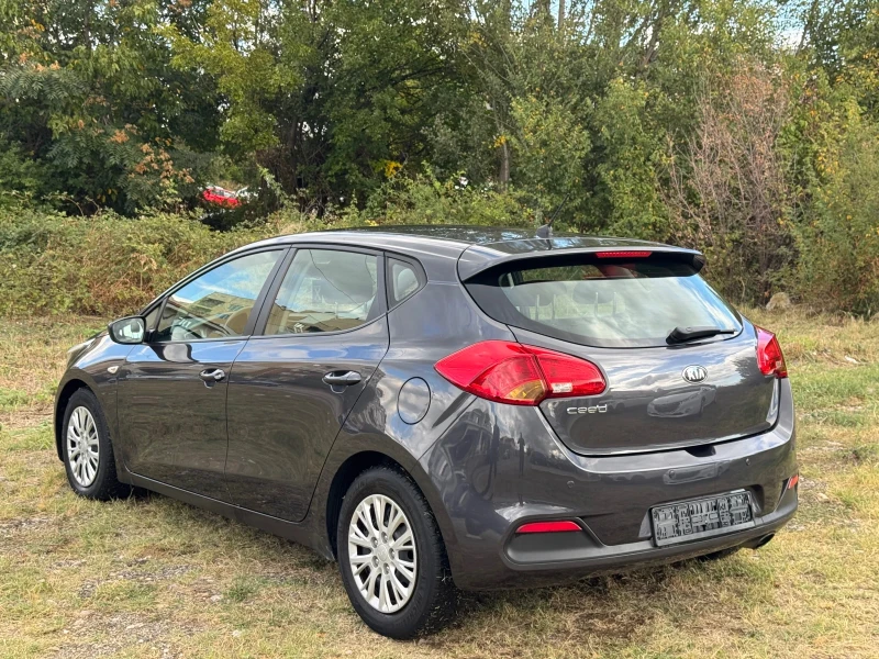Kia Ceed 1.4i * 6 скорости , снимка 3 - Автомобили и джипове - 51947590