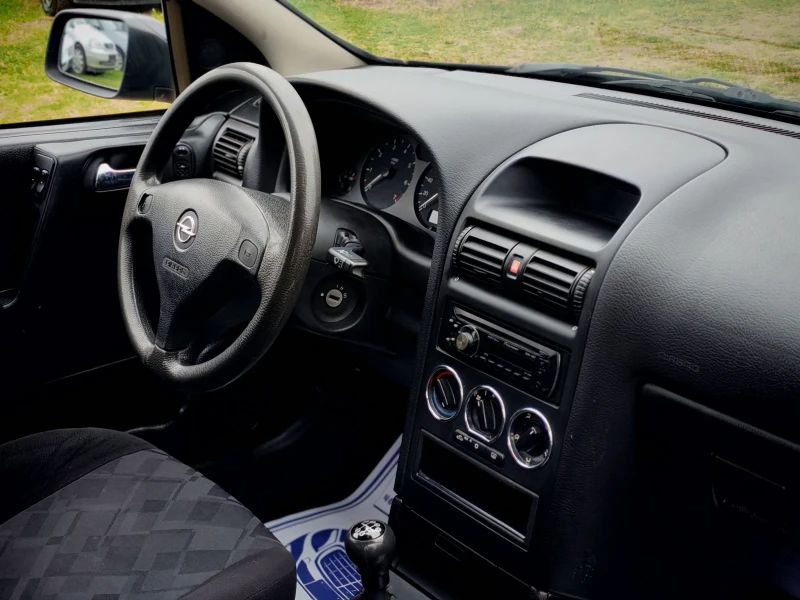 Opel Astra 1.6MI(84)* COMFORT-EDITION* НОВ ВНОС* , снимка 14 - Автомобили и джипове - 52055937