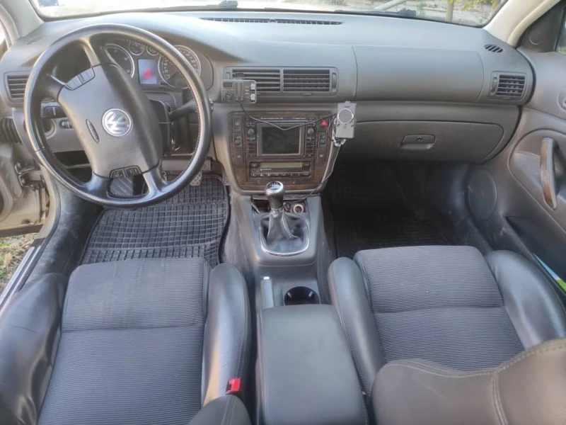 VW Passat 5.5, снимка 7 - Автомобили и джипове - 52278845
