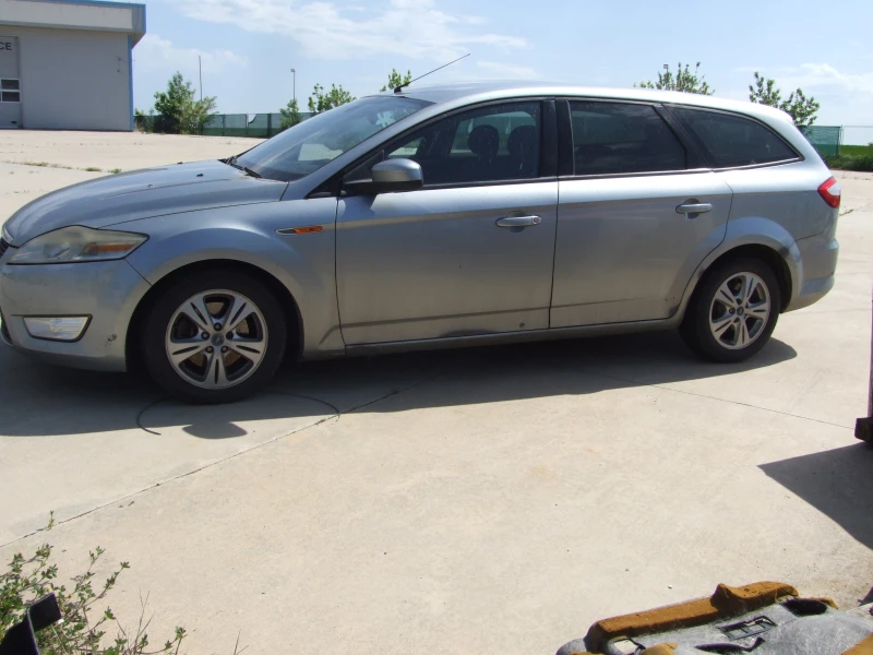 Ford Mondeo, снимка 2 - Автомобили и джипове - 52878115