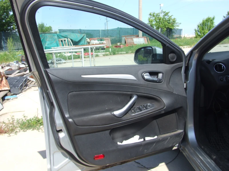 Ford Mondeo, снимка 17 - Автомобили и джипове - 52878115