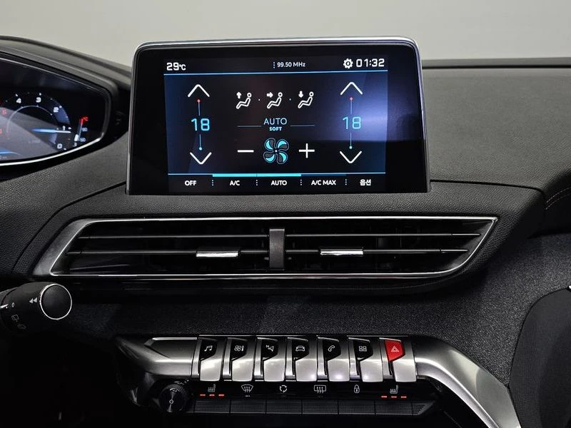 Peugeot 5008 1.5 BlueHDI GT Line, снимка 15 - Автомобили и джипове - 55982947