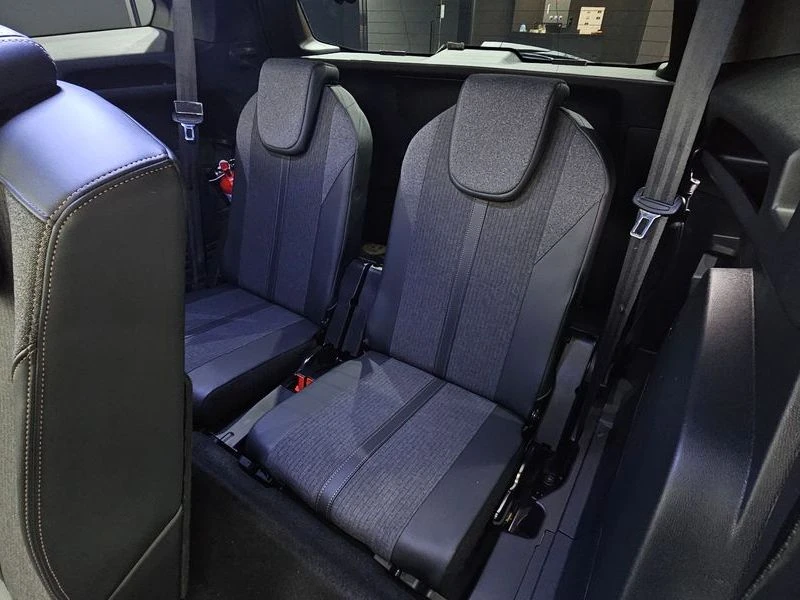 Peugeot 5008 1.5 BlueHDI GT Line, снимка 13 - Автомобили и джипове - 55982947