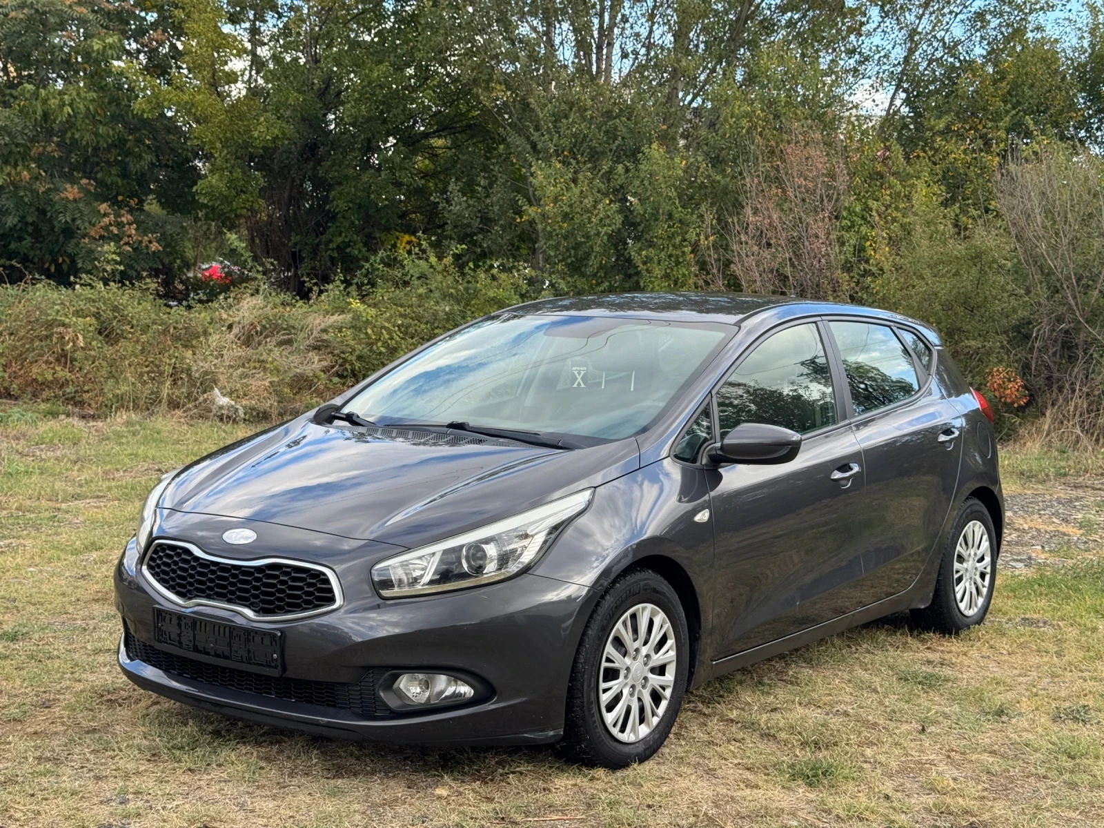 Kia Ceed 1.4i * 6 скорости , снимка 1