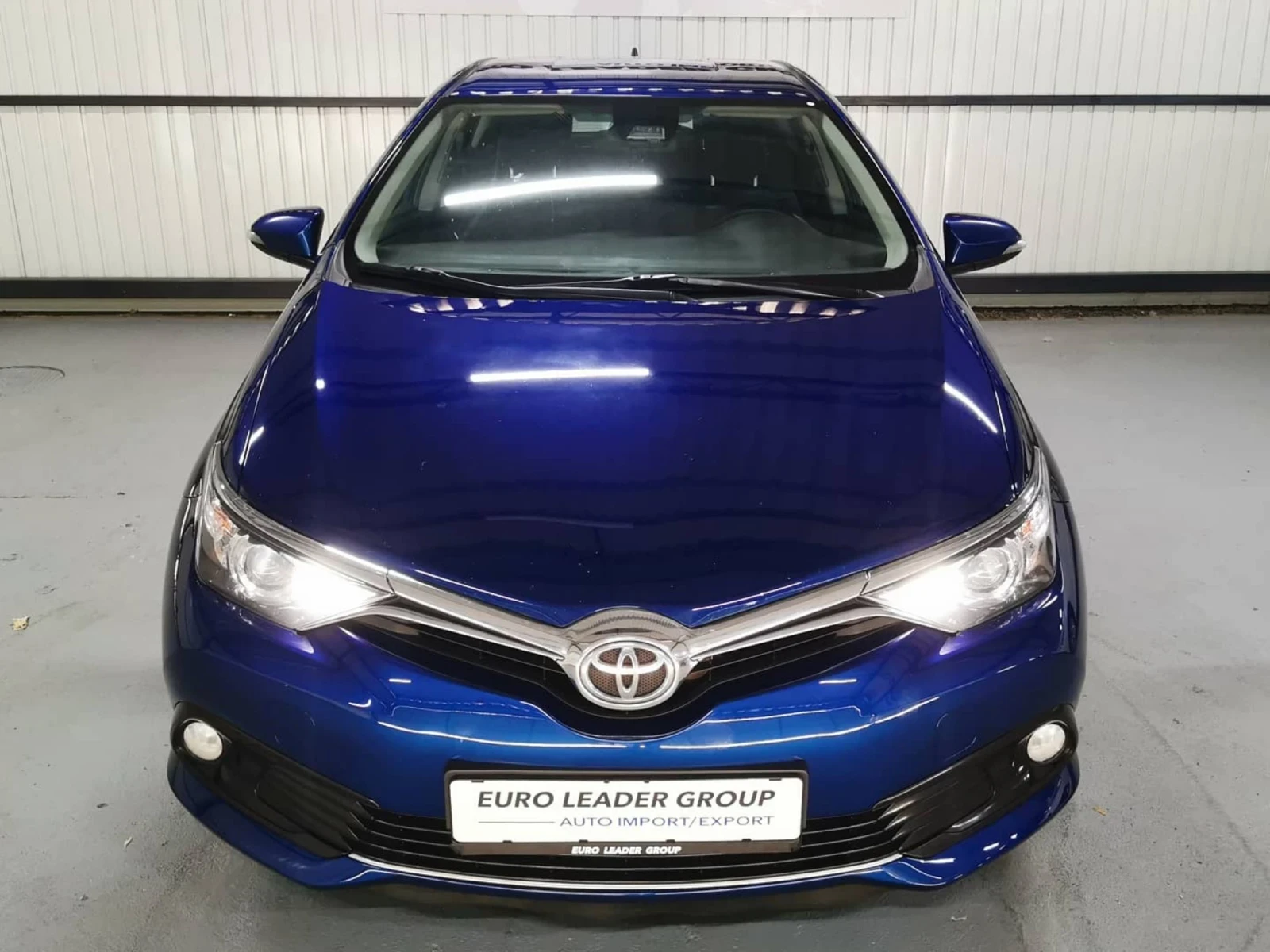 Toyota Auris  - изображение 3