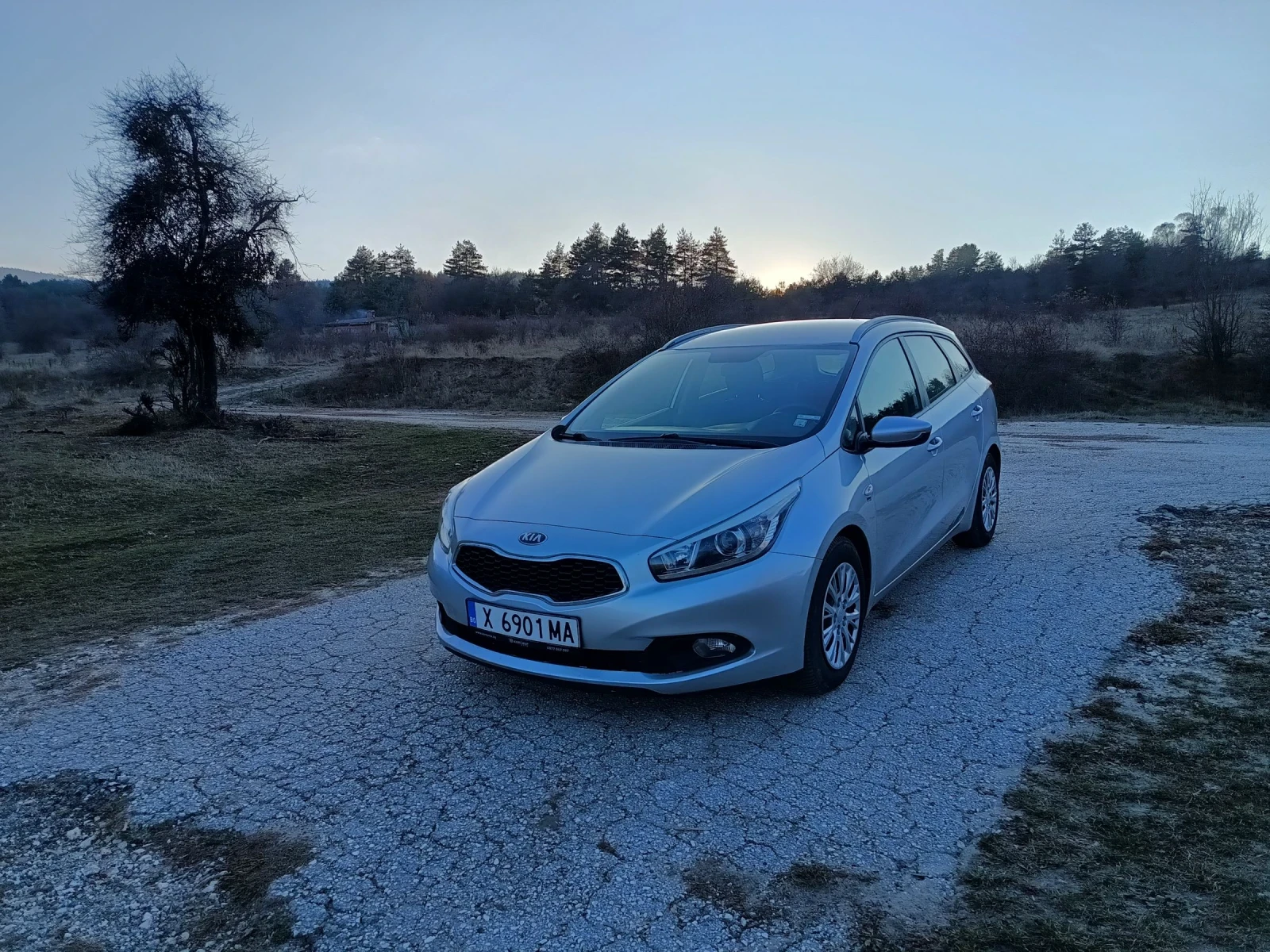 Kia Ceed 1.4 CRDI 90kc 6ck - изображение 2