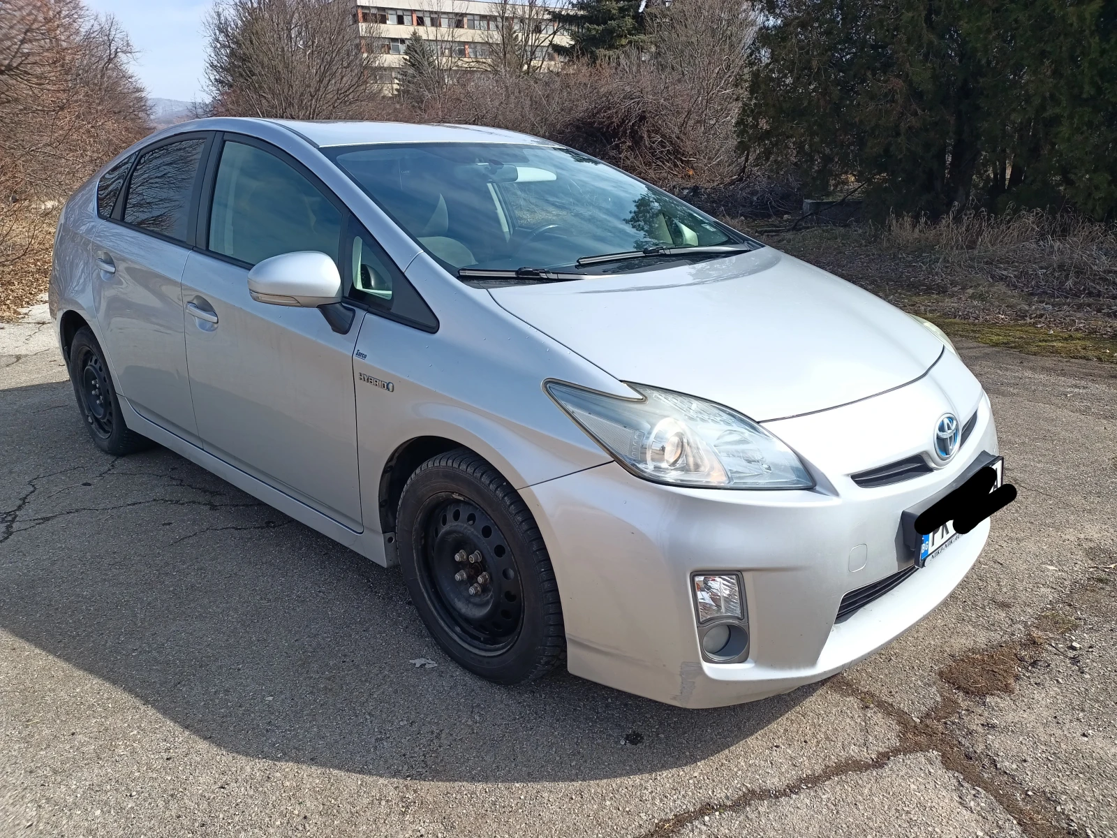 Toyota Prius 1.8 HYBRID - изображение 2