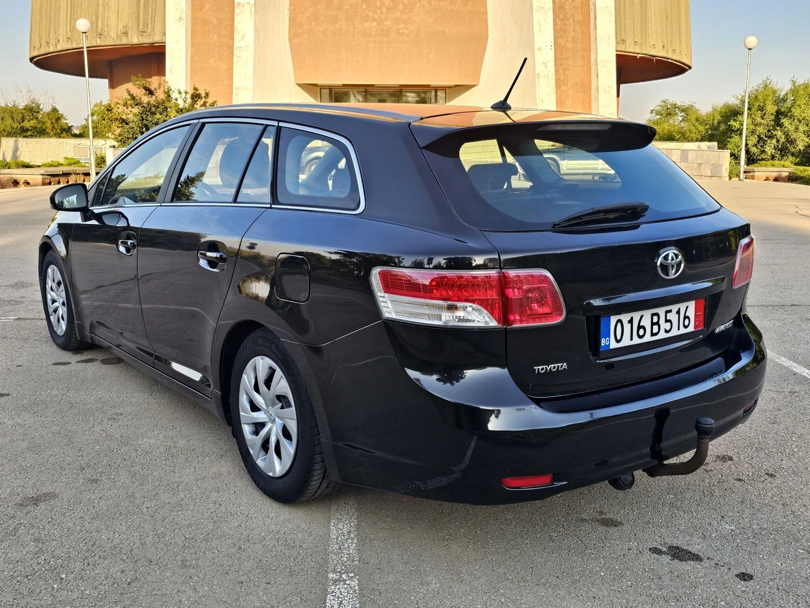 Toyota Avensis 1.8- 147к.с Навигация.Камера - изображение 6