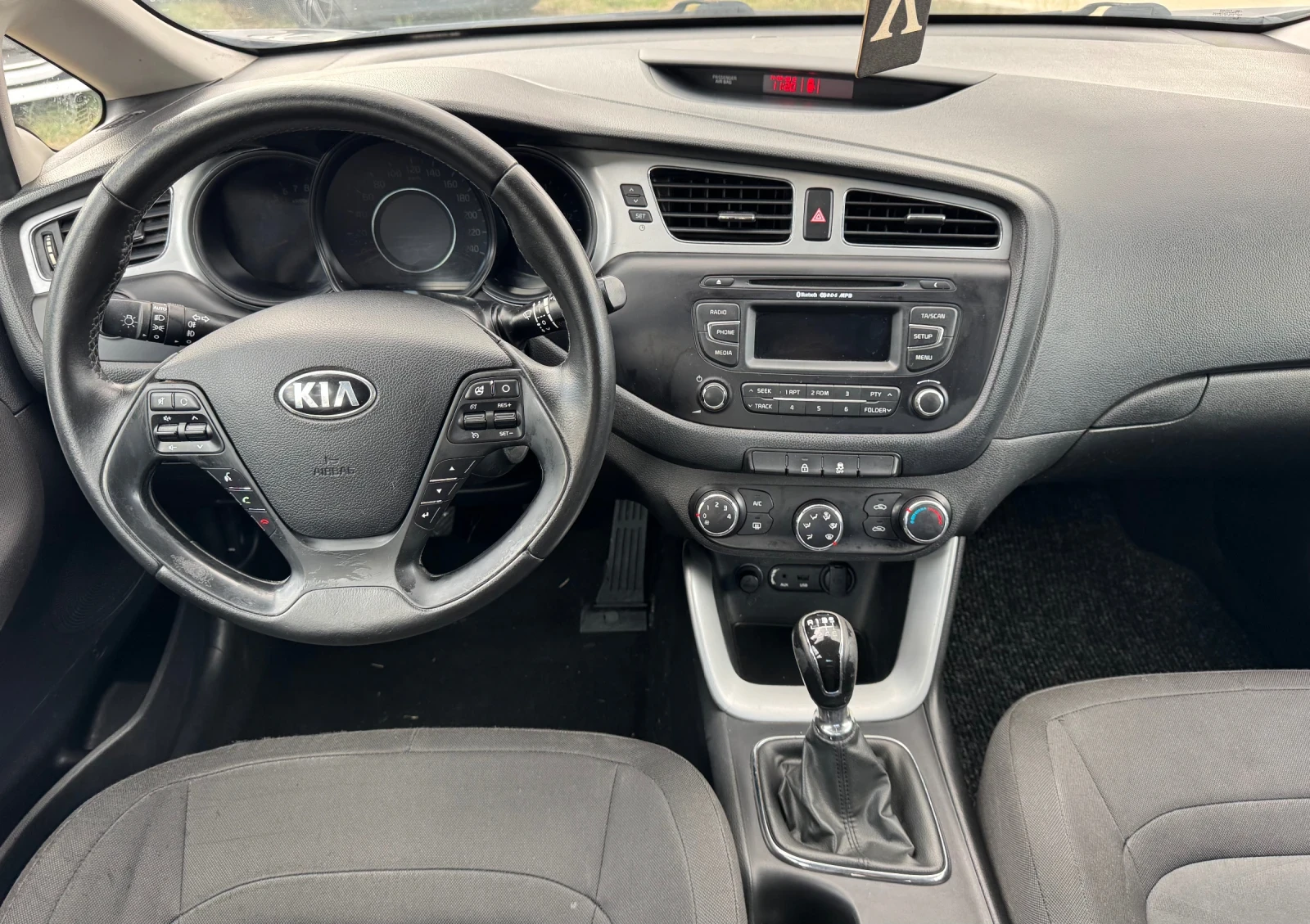 Kia Ceed 1.4i * 6 скорости  - изображение 6