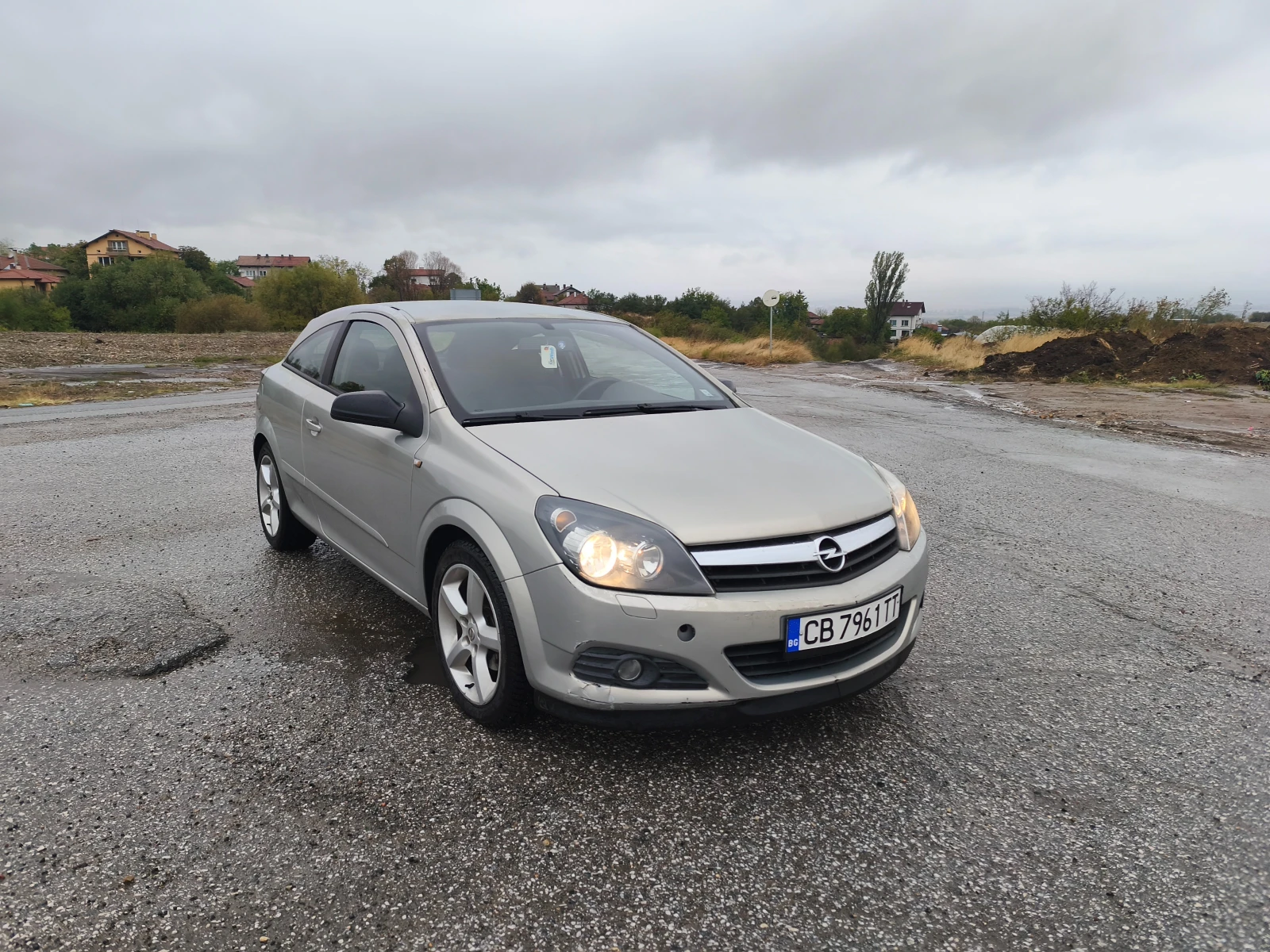 Opel Astra 1.7 GTC - изображение 2