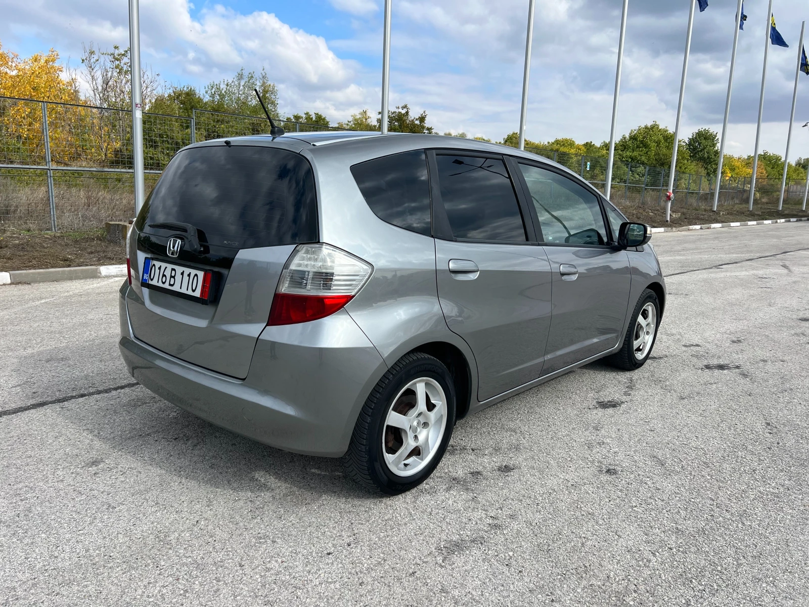 Honda Jazz 1.4 куб. 99к.с. - изображение 7