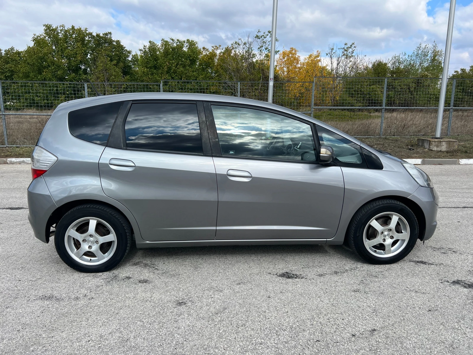 Honda Jazz 1.4 куб. 99к.с. - изображение 4