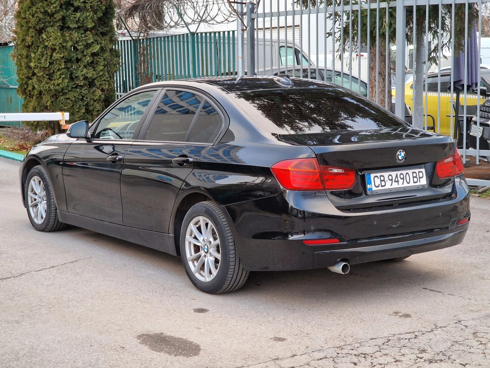 BMW 318 d - изображение 7