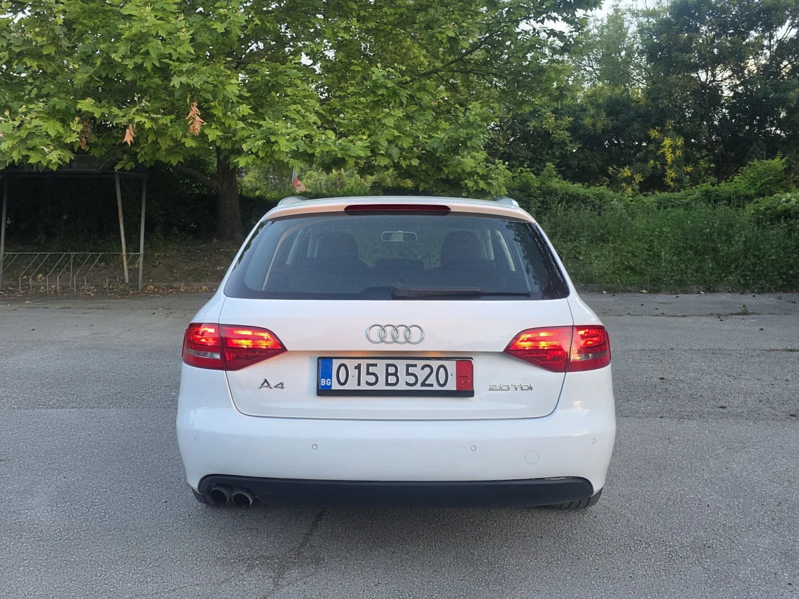 Audi A4 2.0 TDI-143 FULL LED KSENON AUTOMAT, снимка 6 - Автомобили и джипове - 53342754