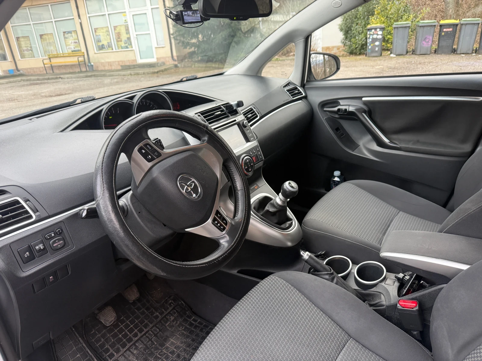 Toyota Verso 1.6 D4D  - изображение 8