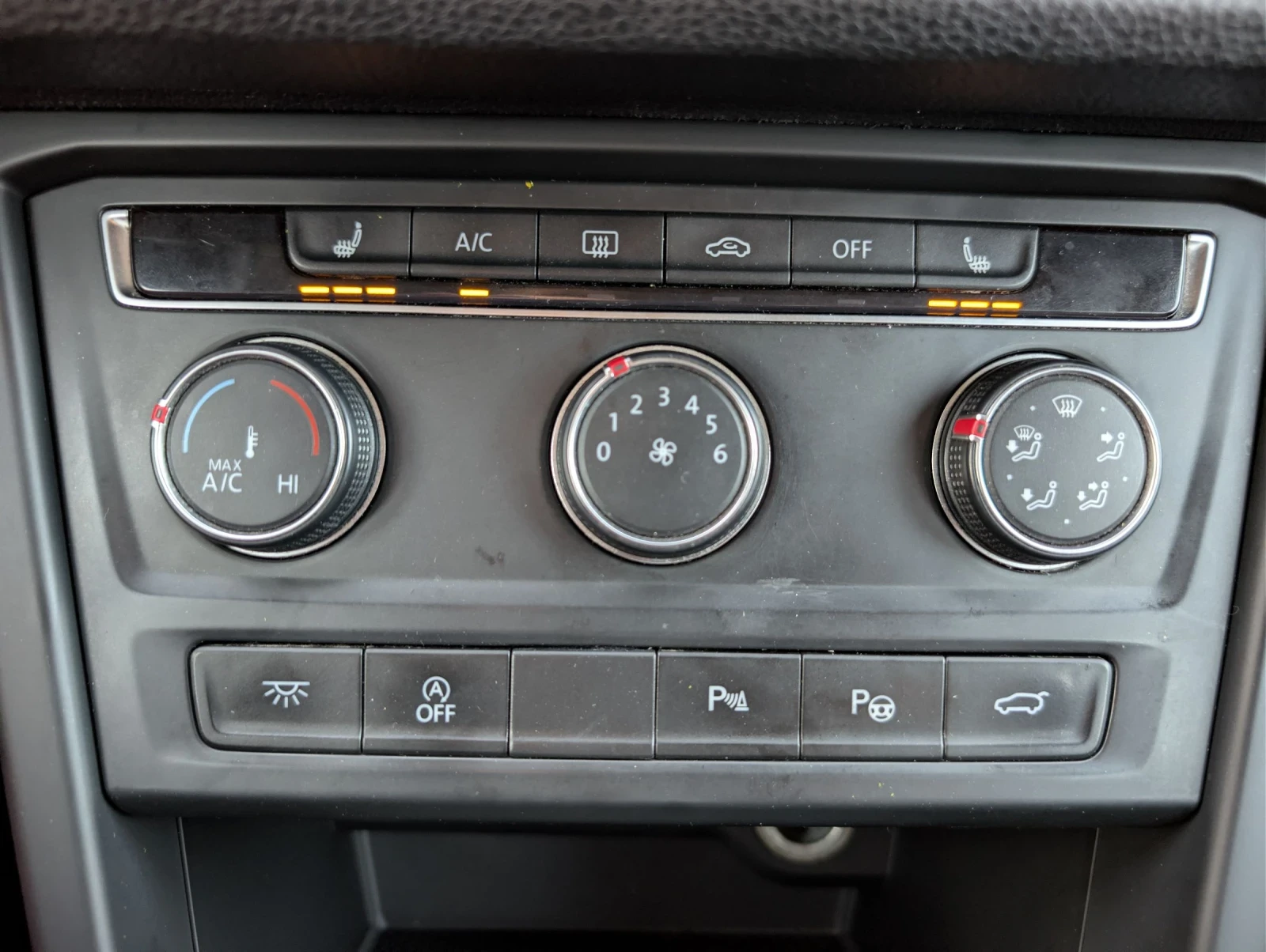 VW Touran 2.0TDI* 6+ 1* ����* ���� | Mobile.bg � ����������� 16